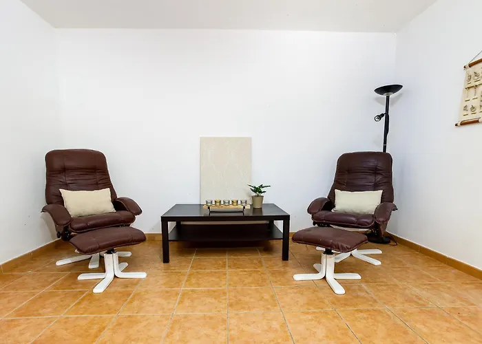 Villa Audiencia 38 *