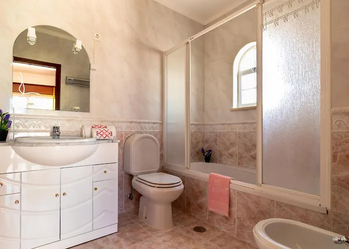 Audiencia 38 Villa Monte Gordo