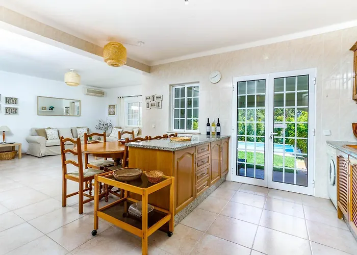 Villa Audiencia 38 Monte Gordo