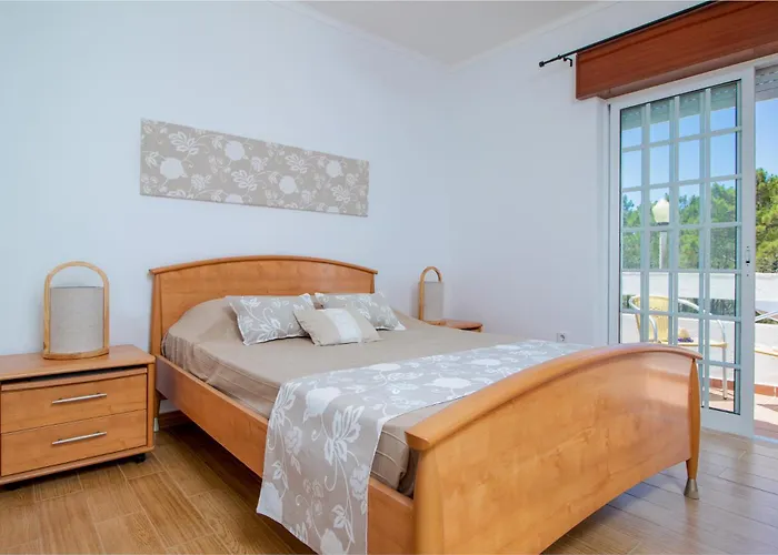 Villa Audiencia 38 Monte Gordo