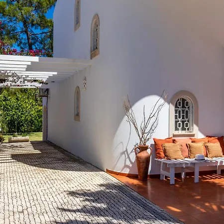 Audiencia 38 빌라 몬뜨고르두